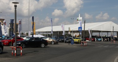 Galerie FOTO/ Sute de bijuterii pe patru roți, pentru toate buzunarele, vă așteaptă la Maritimo - 16