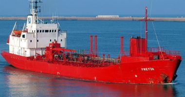 Stire din Actualitate : Sancţiunile vizând petrolul rusesc au aruncat în aer piaţa tancurilor petroliere vechi