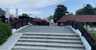 Satul de Vacanță, la limita dintre kitsch și civilizație - 7
