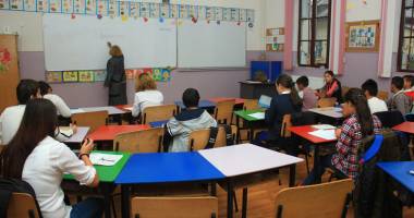 Stire din Cultură-Educație : Scandalul de la Olimpiada de limba română. Cine plânge și cine râde după decizia ministerului