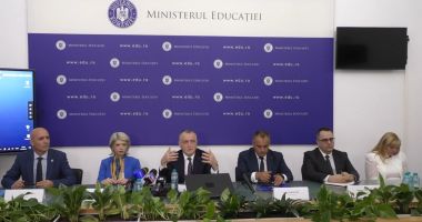 Stire din Actualitate : Legile ”României Educate” modifică radical învățământul. Dispar inspectoratul școlar, casa corpului didactic și… media din gimnaziu