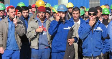 Stire din Economie : Schimbări majore pe piața forței de muncă din România, în ultimele trei decenii