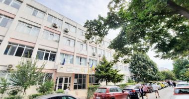 Culmea învățământului! La Școala 39, părinții solicită un container în locul unei încăperi insalubre - 7