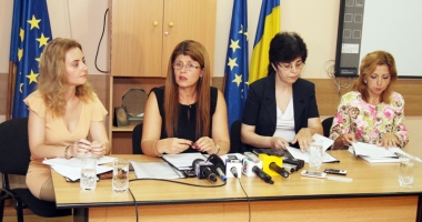 Stire din Cultură-Educație : Școlile din buricul Constanței, sufocate de sutele de vize de flotant