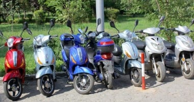 Stire din Eveniment : Galerie foto. Premieră pe străzile din Constanța. A apărut cel mai ușor mijloc de transport