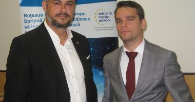 Stire din Economie : "Seceta" de pe piața forței de muncă face victime în economie