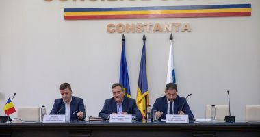 Stire din Politică-Administrație : Aleşii judeţeni, convocaţi în şedinţă ordinară. Se votează proiecte care ar putea ajuta persoanele cu dizabilităţi