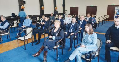 Stire din Politică-Administrație : Aleşii locali, convocaţi în şedinţă. Cine și ce se mai construiește prin Constanța