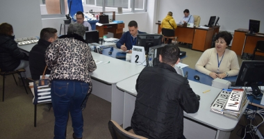 Spații noi și probleme vechi la Serviciul de Permise și Înmatriculări Constanța. "Programările se pot face și online" - 9