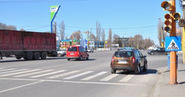 Stire din Eveniment : LA NOI SE POATE. Cum a reușit "DOREL" să creeze haos în intersecția de la CET