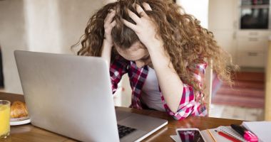 Stire din Eveniment : Semnal de alarmă. Hărţuirea online a copiilor, un fenomen extrem de periculos