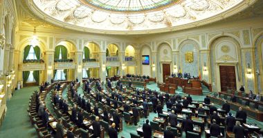 Stire din Politică-Administrație : ALDE, Pro România și UDMR solicită anularea amenzilor date în starea de urgență