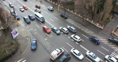 Sens giratoriu în intersecția Lăpușneanu cu N. Iorga. Când va fi gata și cum va afecta circulația - 8