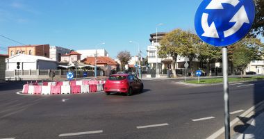 Stire din Eveniment : Supărări în traficul din Constanța. „Unde e fluidizarea circulației, că mai mult au stricat!”