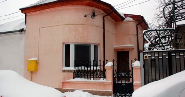 Show-uri cu lesbiene și reduceri  de prețuri la prostituate / IMAGINI INTERZISE MINORILOR - 6
