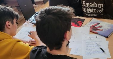 Stire din Cultură-Educație : Rezultate slabe la simularea examenelor naționale 2022, în județul Constanța