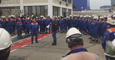 Stire din Economie : Sindicaliștii de la Damen Mangalia continuă protestele. Vineri vor picheta sediile unor instituții din București