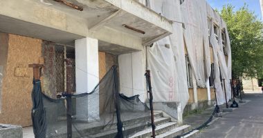 Chiar nu mai interesează pe nimeni? A scăpat de la demolare, dar nu şi de şobolani! - 3