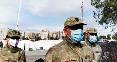 Stire din Social : Spitalul de pe stadion, plin. "Nu mai avem de unde lua medici!"