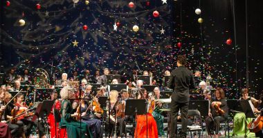 Stire din Cultură-Educație : Stagiunea artistică 2023 debutează la Teatrul "Oleg Danovski" cu un concert de An Nou