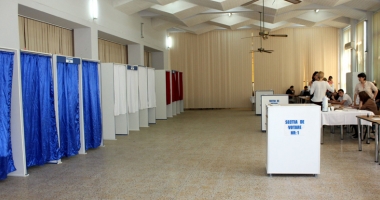Stire din Politică-Administrație : Se dă startul campaniei electorale! Autoritățile au intrat în linie dreaptă cu pregătirile