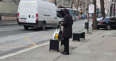 Refugii în stațiile de autobuz, la Sfântu-Așteaptă! „Este o bătaie de joc!” - 2