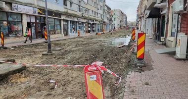 Strada Ștefan cel Mare, un imens șantier! Pietonii fac slalom printre tranșee și utilaje - 2