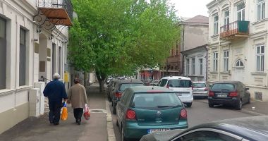 Parfum de amintiri! La pas, prin trecutul străzii Ecaterina Varga - 3