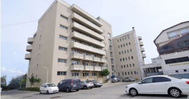 Stire din Cultură-Educație : La Universitatea "Ovidius", numărul refugiaților nu afectează capacitatea de cazare