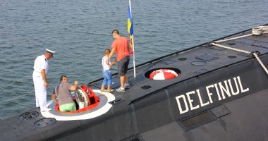 Galerie foto / Arma secretă a Marinei Române a ajuns piesă de muzeu. Când se va mai scufunda Delfinul? - 3