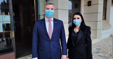 Prefectul şi subprefecţii judeţului Constanţa au depus jurământul - 2