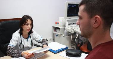 Stire din Sănătate : Suferința ascunsă a rinichilor. Când v-ați făcut analizele ultima oară?