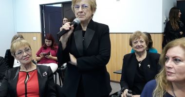 "Suntem frumoase, modeste și puternice! Trebuie să ne facem simțită prezența în comunitate!" - 2