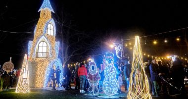 Feerie incendiară de sărbători în parcul „Oleg Danovski”. Se deschide Târgul de Crăciun - 2