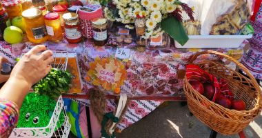 Impresionanta sumă strânsă la târgul de toamnă al Școlii nr. 16 va ajunge și la trei copii orfani - 3