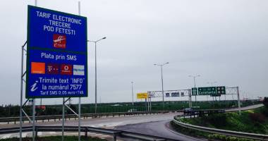 Stire din Eveniment : Treci podul de la Fetești? Achită taxa prin SMS dacă nu vrei să plătești înzecit