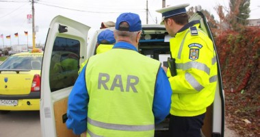 Ce nereguli au descoperit polițiștii la controlul taximetriștilor - 2