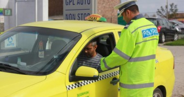 Ce nereguli au descoperit polițiștii la controlul taximetriștilor - 5