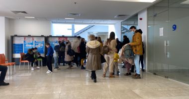 Serviciul Pașapoarte, luat cu asalt! Teama de război sau bucuria ridicării restricţiilor de călătorie? - 2