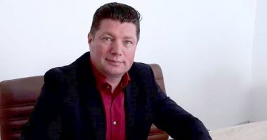 Stire din Politică-Administrație : Oraşul Techirghiol se pregăteşte de sărbătoare. „Avem cadouri pentru copiii noştri”