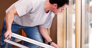 Stire din Cetățenești : Termopanele, garantate un secol, 10 ani sau "cât dă Domnul"?