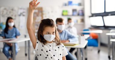 Testarea în școli, mai importantă decât rata de vaccinare a profesorilor și a elevilor - 2