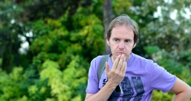 Stire din Cultură-Educație : "Am pornit dintr-o nebunie de a face altceva cu liceenii!"