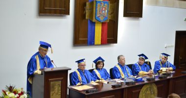 Universitatea "Ovidius" i-a acordat titlul de Doctor Honoris Causa prof. Horia Mircea Alămoreanu - 2
