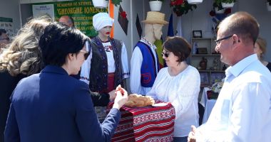 Tractorul "Tagro", produs la Reghin, vedeta Expoziției Internaționale Expoagroutil - 2