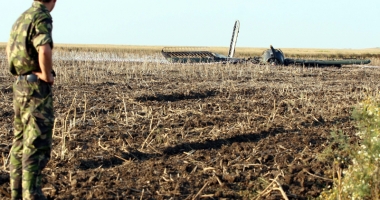 Tragedia aviatică de la Tuzla. 7 ani, 12 morți și nici un vinovat. "La fiecare zgomot de avion ardea carnea pe mine" - 7