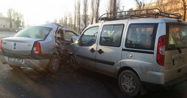 Trei accidente în nouă minute. Cinci persoane la spital! - 4