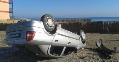 Stire din Eveniment : Trei accidente în nouă minute. Cinci persoane la spital!