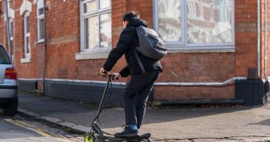 Sunt trotinetele electrice periculoase? „Ar trebui să aibă obligatoriu asigurare RCA” - 2