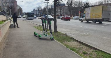 Câtă indolență! Trotinetele electrice, abandonate prin Constanța. De ce nu este nimeni amendat? - 13